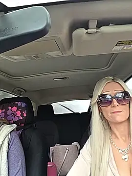 beautifulmee23 online show from January 2026 04:45:02 PM