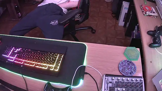 Snapshot of DerGeileLoveboy chatting on February 2026 01:58:01 AM DerGeileLoveboy online show from February 2026 01:58:01 AM