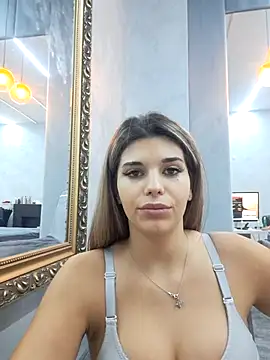 Bella Posh online show from October 2025 05:51:02 AM