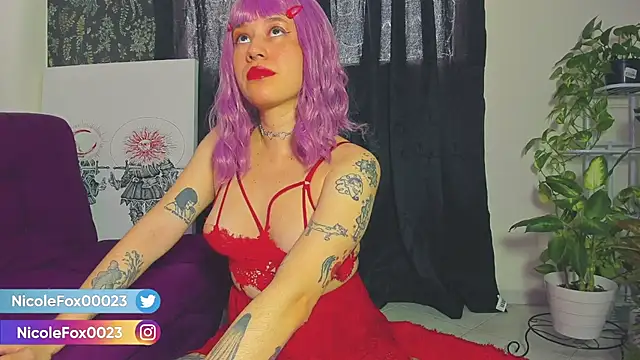 NicoleFox23  online show from March 2025 06:52:01 PM