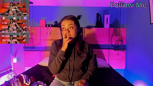 Snapshot of ChloeAllennn chatting on February 2026 11:20:01 AM ChloeAllennn online show from February 2026 11:20:01 AM