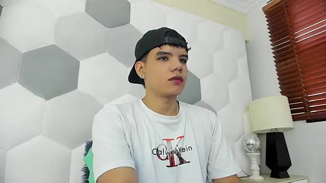 Snapshot of Axel_Forte chatting on September 2025 01:02:02 PM Axel Forte online show from September 2025 01:02:02 PM