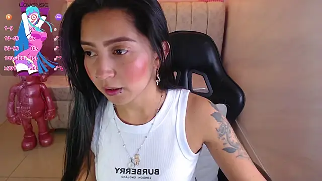 madhison klain s online show from November 2025 08:21:01 PM