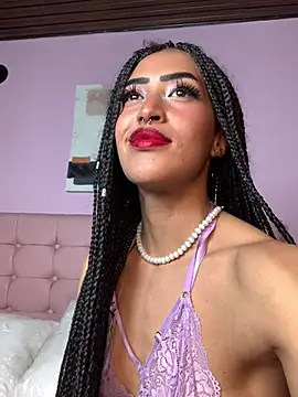 Snapshot of MichelleDiaz_Pink chatting on March 2025 02:30:02 AM MichelleDiaz Pink online show from March 2025 02:30:02 AM