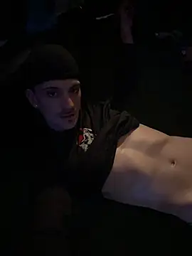 Polaroid White online show from November 2025 07:51:01 AM