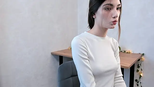 FloraEves online show from March 2025 04:15:02 AM