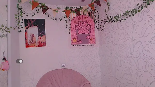  miraclecattt  online show from September 2025 02:22:02 AM