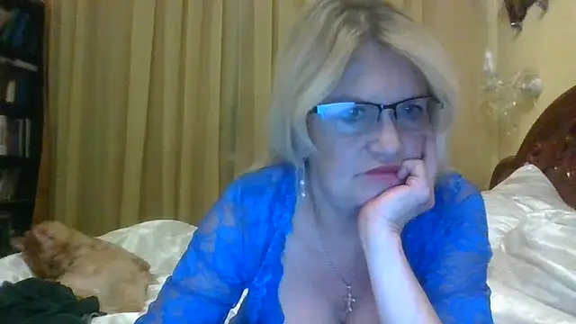 Snapshot of Heidi-Helga chatting on September 2025 05:56:02 PM Heidi-Helga online show from September 2025 05:56:02 PM
