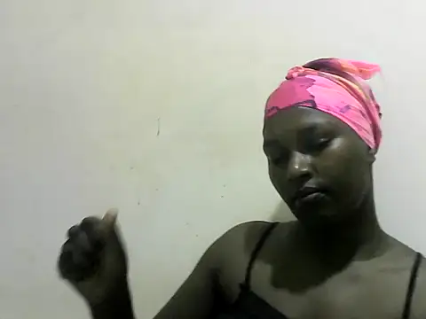 Snapshot of Sweet-Sins_ chatting on February 2025 12:08:01 PM Sweet-Sins online show from February 2025 12:08:01 PM