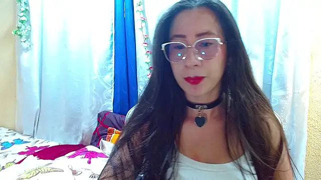 Gia leinn online show from February 2026 08:38:02 PM