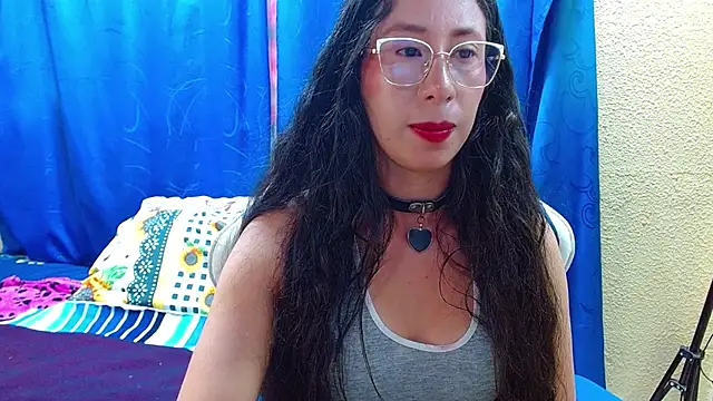 Snapshot of Gia_leinn chatting on May 2026 08:29:01 PM Gia leinn online show from May 2026 08:29:01 PM