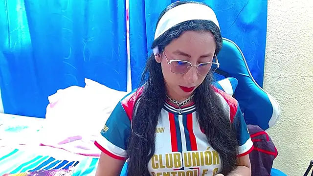 Gia leinn online show from July 2026 05:04:02 PM