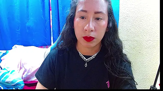 Gia leinn online show from July 2026 02:34:01 PM