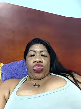 Tocameamor online show from December 2025 01:02:02 AM