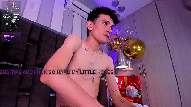 ValentinoMoreti online show from December 2025 05:35:02 AM