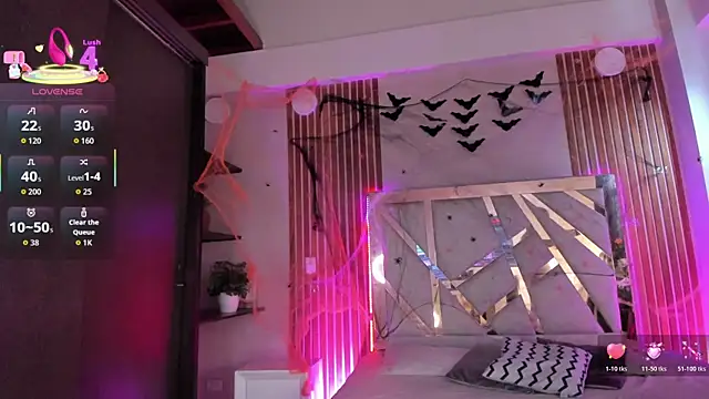 sweetviolet   online show from October 2025 12:19:02 PM