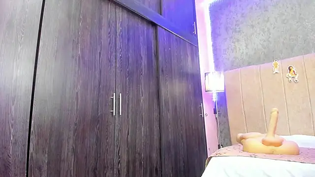 Snapshot of ava-am chatting on November 2025 03:16:02 AM ava-am online show from November 2025 03:16:02 AM