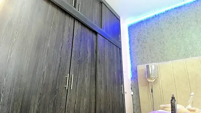 Snapshot of ava-am chatting on February 2026 03:06:01 AM ava-am online show from February 2026 03:06:01 AM