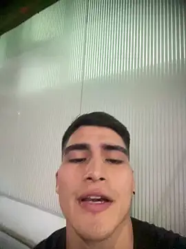 Snapshot of MaxxxSteil chatting on March 2025 11:39:02 PM MaxxxSteil online show from March 2025 11:39:02 PM