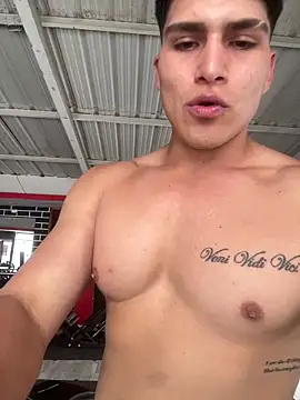 Snapshot of MaxxxSteil chatting on February 2026 02:43:02 PM MaxxxSteil online show from February 2026 02:43:02 PM