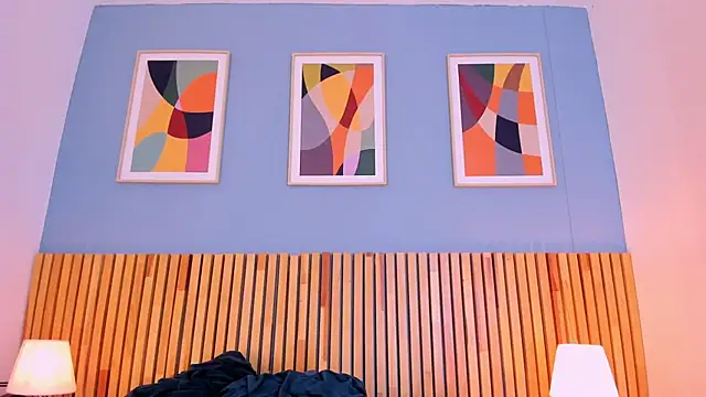 AnnieGibbyns online show from October 2025 08:28:01 PM