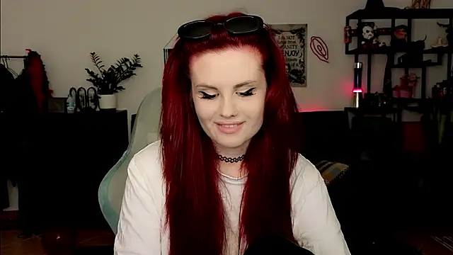 Della Ideal online show from March 2026 06:04:02 PM