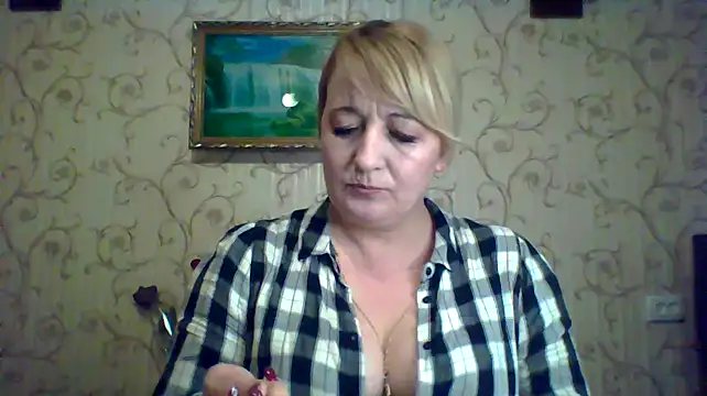 ArielXLoveresss online show from March 2025 05:28:02 PM