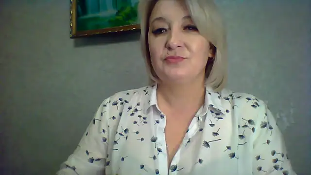 ArielXLoveresss online show from November 2025 10:19:01 AM