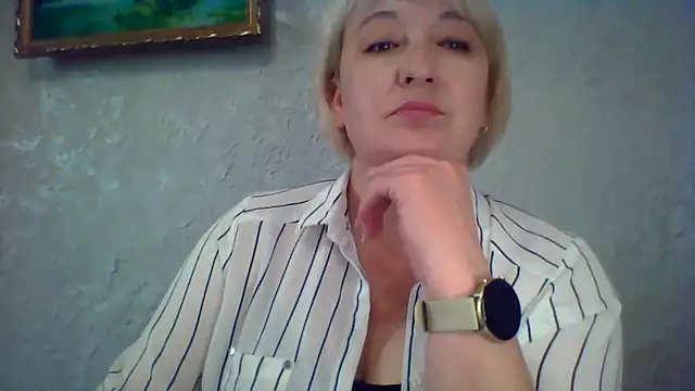 Snapshot of ArielXLoveresss chatting on June 2026 11:24:02 AM ArielXLoveresss online show from June 2026 11:24:02 AM