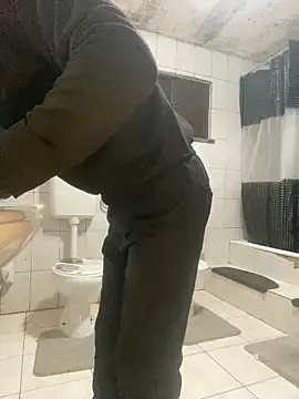 rogerdik76 online show from March 2026 06:19:01 AM