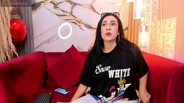 Bella williamss  online show from December 2025 07:40:02 PM