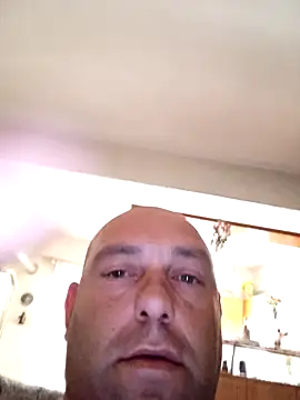Snapshot of chris19851 chatting on September 2025 09:09:01 AM chris19851 online show from September 2025 09:09:01 AM