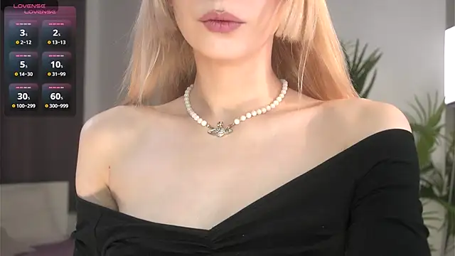 Cherry Bite online show from September 2025 09:47:02 PM