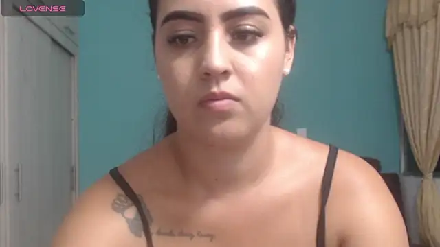 Anthonela Queen online show from December 2025 12:27:01 AM