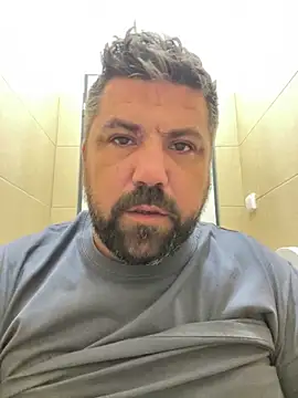 Snapshot of Alexander18edd chatting on September 2025 08:03:01 AM Alexander18edd online show from September 2025 08:03:01 AM