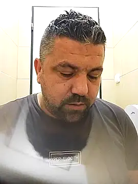 Snapshot of Alexander18edd chatting on October 2025 08:13:01 AM Alexander18edd online show from October 2025 08:13:01 AM