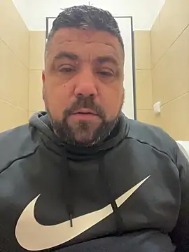 Snapshot of Alexander18edd chatting on February 2026 06:50:01 AM Alexander18edd online show from February 2026 06:50:01 AM