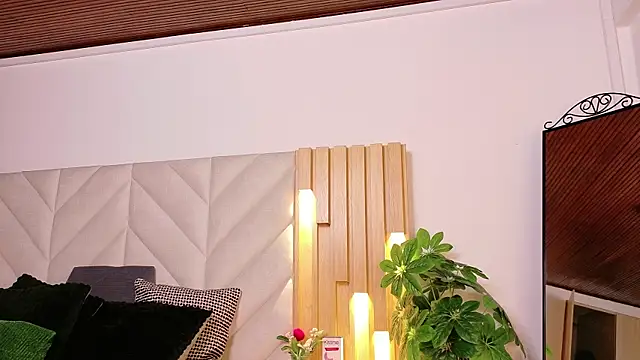 Anaise latif online show from September 2025 11:37:01 AM