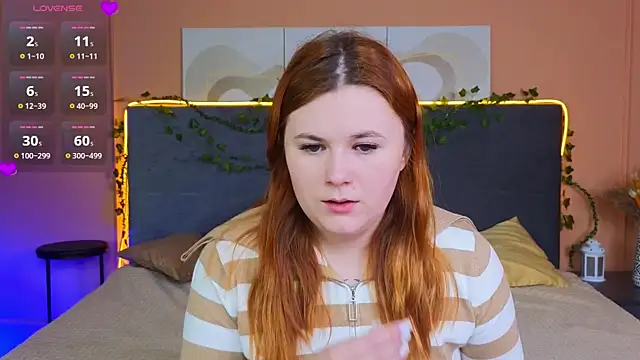 Eva Starlight online show from November 2025 04:12:01 AM