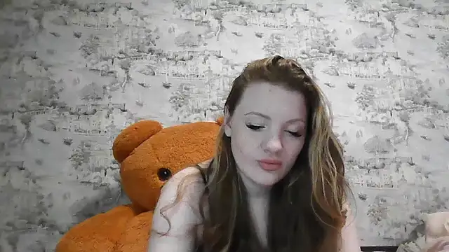 Eveline May online show from February 2026 01:07:02 PM