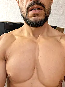 juniortche1313 online show from February 2026 11:14:01 PM