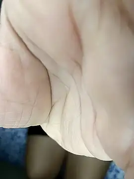 Snapshot of neha_rohan12 chatting on February 2025 06:54:02 PM neha rohan12 online show from February 2025 06:54:02 PM