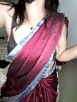 Snapshot of neha_rohan12 chatting on March 2025 10:00:02 PM neha rohan12 online show from March 2025 10:00:02 PM