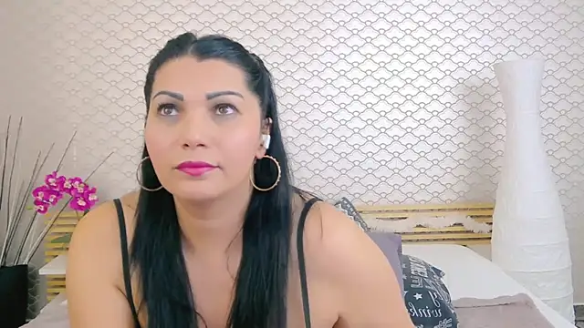 BeliseChappelleX online show from December 2025 07:10:01 PM