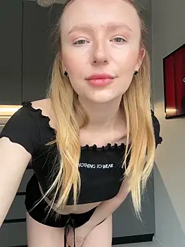 Snapshot of EvaBrooklyn chatting on March 2025 05:23:02 AM EvaBrooklyn online show from March 2025 05:23:02 AM