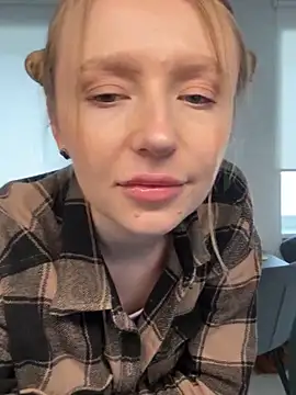 Snapshot of EvaBrooklyn chatting on March 2025 11:08:02 AM EvaBrooklyn online show from March 2025 11:08:02 AM