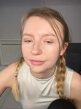 Snapshot of EvaBrooklyn chatting on March 2025 08:49:01 PM EvaBrooklyn online show from March 2025 08:49:01 PM