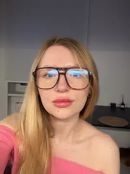 Snapshot of EvaBrooklyn chatting on March 2025 07:05:01 PM EvaBrooklyn online show from March 2025 07:05:01 PM