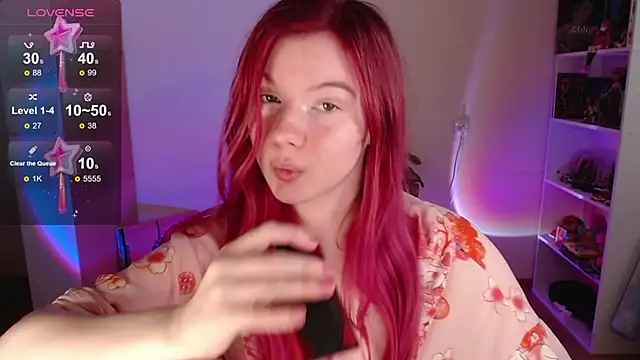 Strawberry juli online show from October 2025 08:39:01 AM