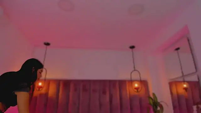 Haily b online show from February 2026 07:58:02 PM